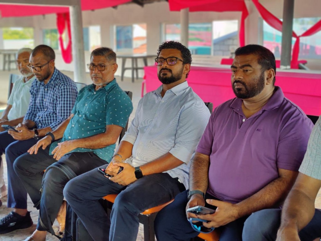 MDP ah Addu inn majority hoadhaidhey konme faharaku e rayyithunge moonumathee jehee kolhufain: Lam'aan