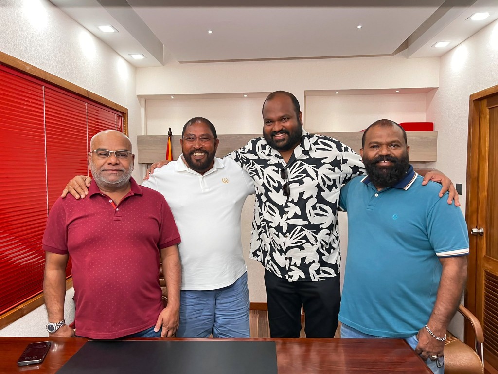 Qasim ge haahsa advisors ah Ali Waheed aai ithuru 2 beyfulhaku hamajahsaifi
