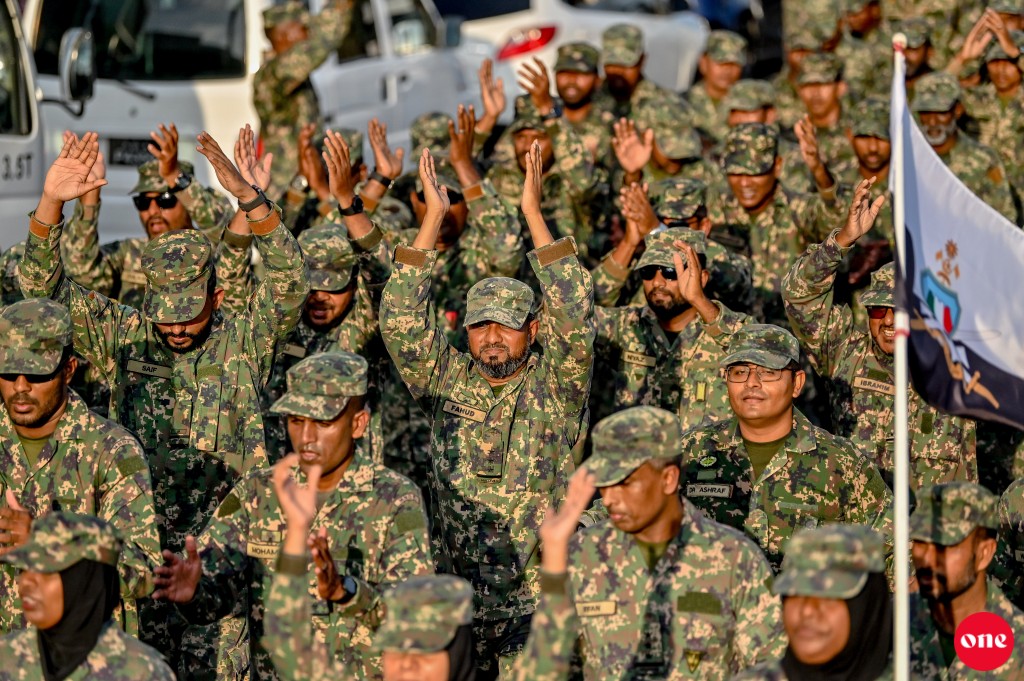One Photo: MNDF in beyhvi victory lap