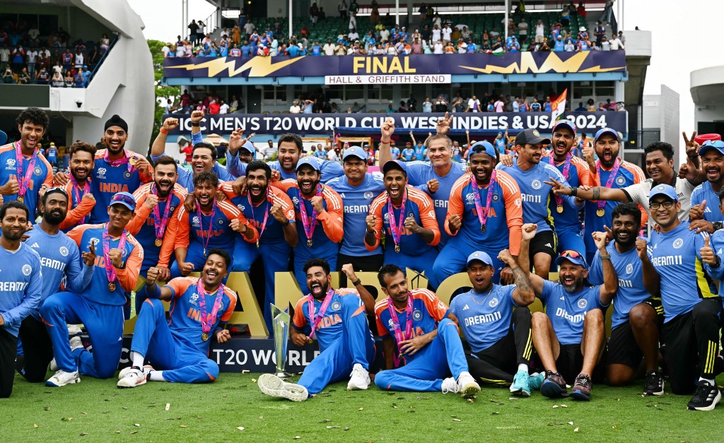 17 aharuge inthizaaru nimmai, India in T20 World Cup kaamiyaabu koffi
