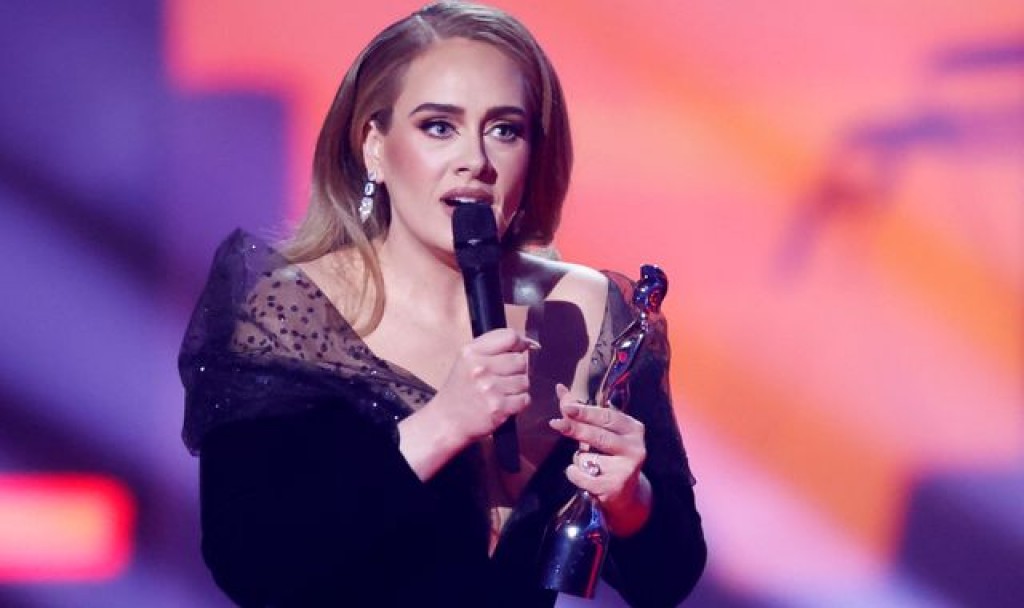 BRIT Awards 2022: 3 Award aa eku emme bodu kaamiyaabeh hoadhee Adele
