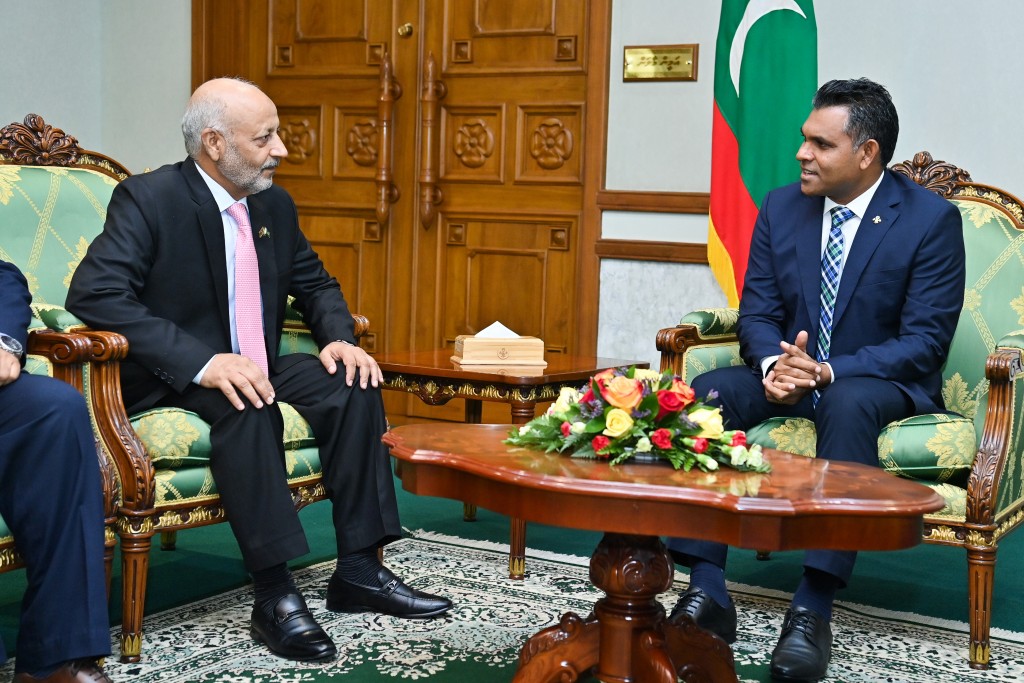 Raajje aai Pakistan aa dhemedhu seedhaa vaige dhathuru thah feshuma mashvaraa kohfi
