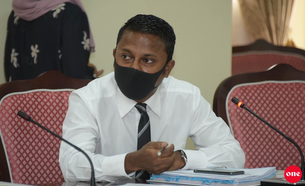 Beyru meehunnah bin milku kurevey gothah hedhee gina party thakakun vote dheegen: Usham