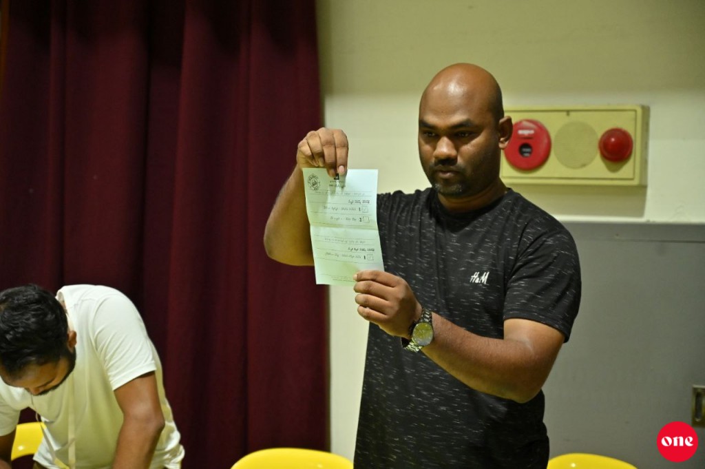MDP etherey ge Inthihaabu: vote ge natheejaa iulaan kuran fashaifi