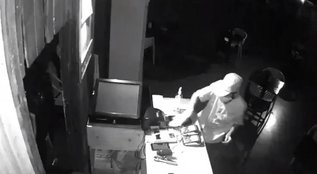 Male ge restaurant akun vahkkan kuri vagukaleyge mi faharu filee meyzumathi sanitize kuruahffahu!