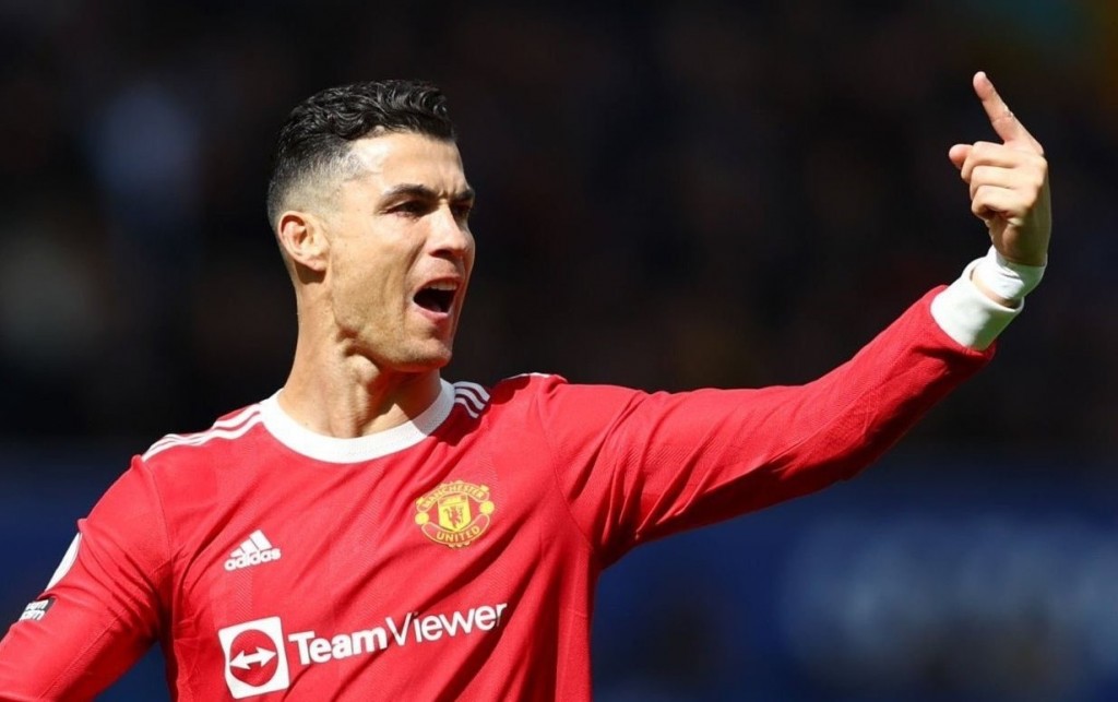 Eri rulheegai Everton supporter ehge phone halaaku kollevumune Ronaldo maafah edhijje