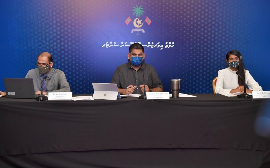 ''Sih'hee hidhumaiytherin nulibumakee bodu dhahcheh, Raajjein beyrun ves doctor inn hoadhumah eba masahkaiy kuran''