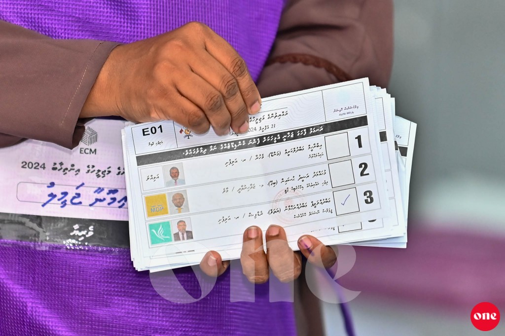 Vote lumaai vote gunun digitalize nukuraanei: EC