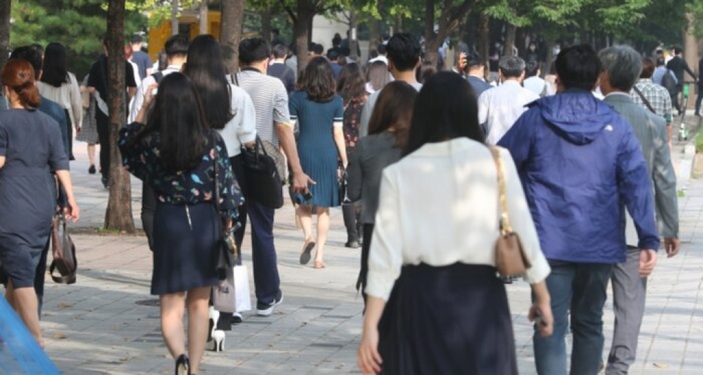 Dhekunu Korea gai midhiya aharu ufanvi meehunnahvure maruvi meehun ginavehjje