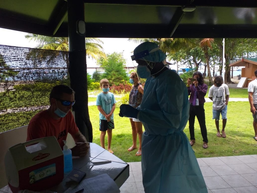Safari thakun furaa fathuruveringe PCR sample Hulhumale' gai negey goiy hama jassaifi