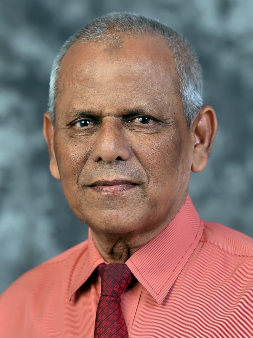 Gaumee inaamaa behey committee ge chairperson akah Kashimaa Shakir