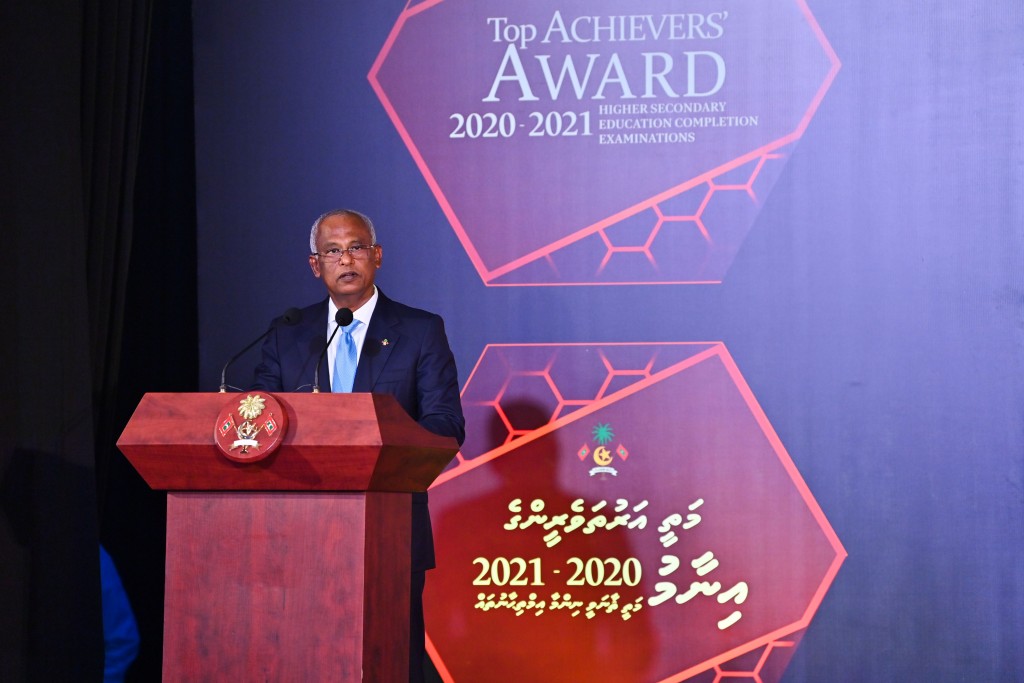 President calls on top achievers to specialise in essential fields for national development