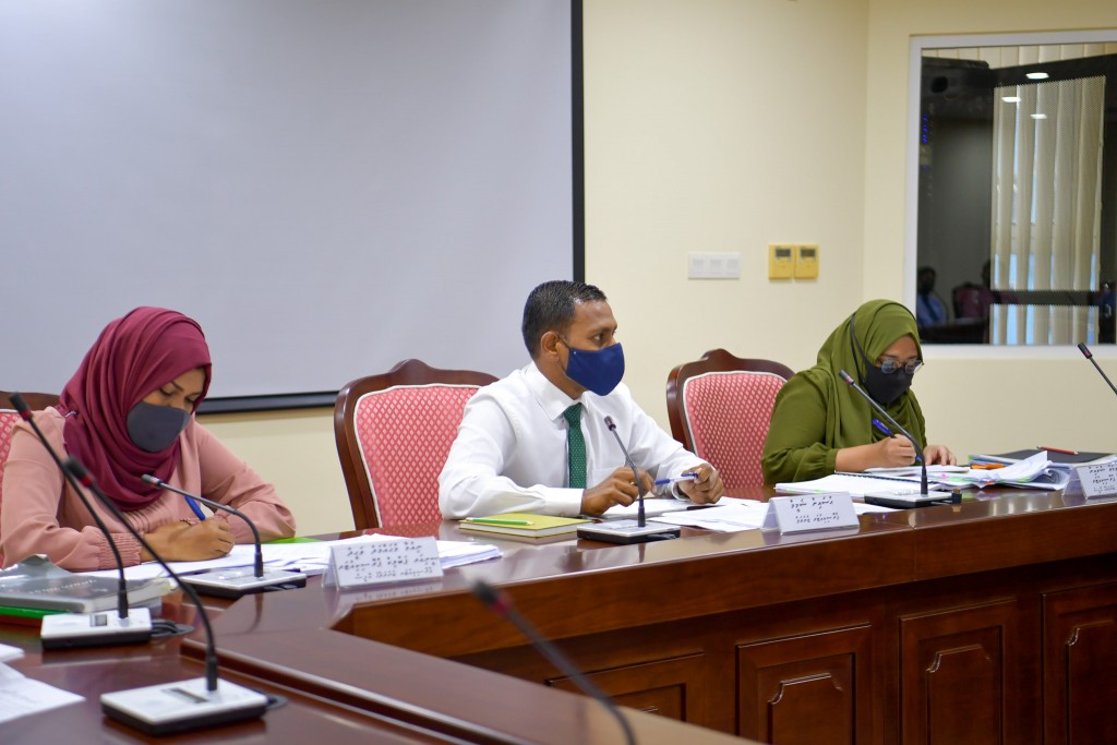 Ventilator ge massala alun muraaja aa kuran PG ah engumah Committee inn ves faaskoffi