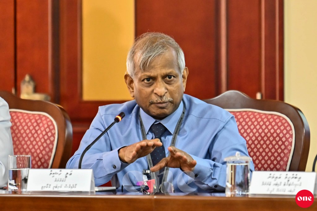 Aalaaskanfulhaa ulhuvvaathee Governor miadhu ves committee ah vadai nugannavaa, fahu furusathu maadhamaa!