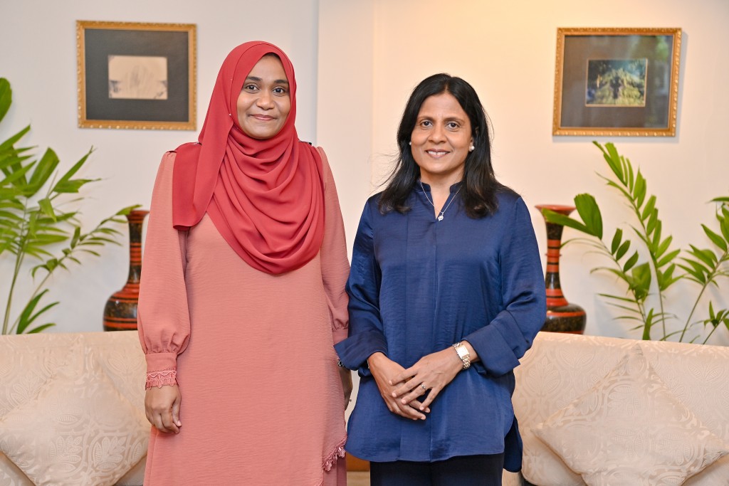 First Lady Fazna aai Saajidha bahdhalu kuravvaifi