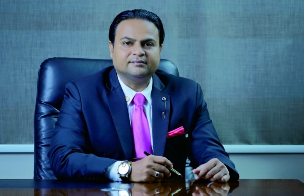 Lanka fuluhunge tharujamaanuge exclusive interview: Ashmalee akee internet in kujjaa gaiy customer eh!
