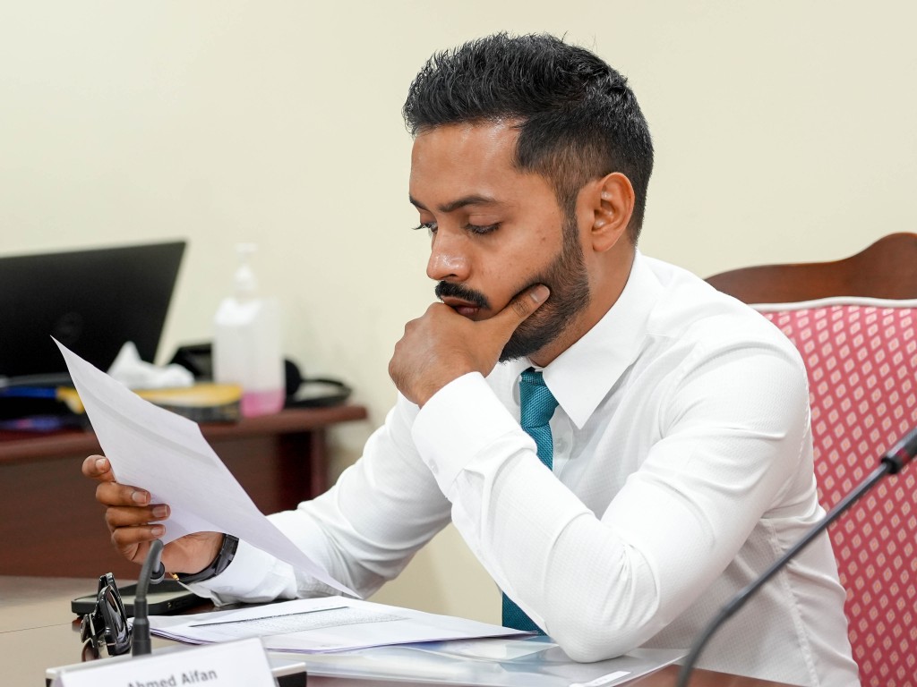 Flat list gai himeney ekakuves uni nukurumah edhi hushahelhi petition kuriah nugendhan nimmaifi