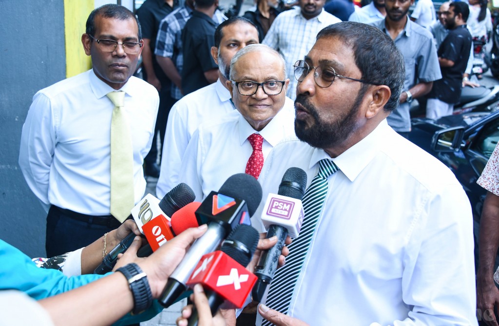 Verikan hoadhaidheyn ulhevunee hiyaanaaiytherinnah kameh eiraku neygey: Qasim
