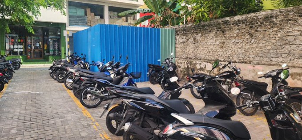 Gaakosheege Parking zone in bandhukuri sarahadhu alun hulhuvaalan nimaifi