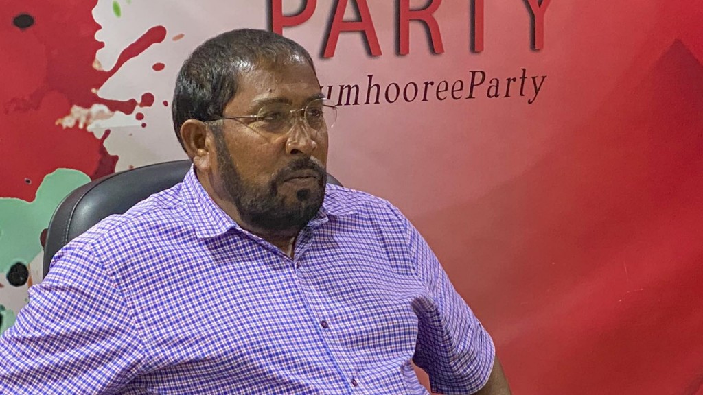 Party ge harakaaithah fulhaakoh JP ge dhathuruthah atholhu thakah fashanee