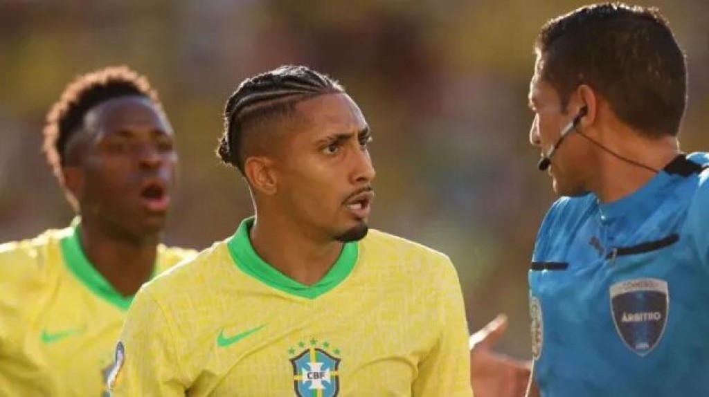 Colombia aa evvaruvumun Brazil quarter gai vaadhakuran jehenee Uruguay aa