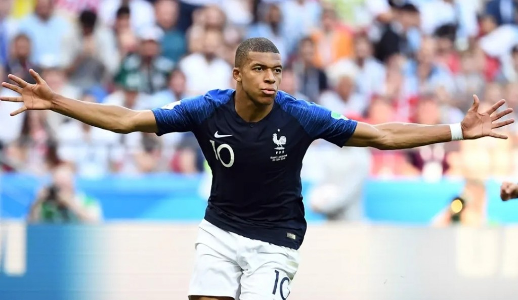 Qatar World Cup 2022: Enme varugadhaee europe tha noonee dhekunu America tha?