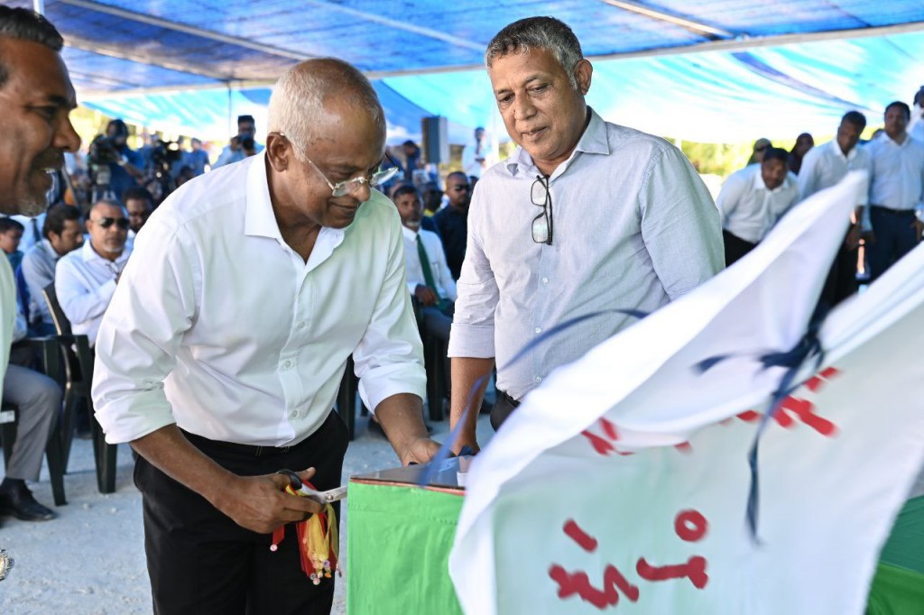 Dharan'boodhoo bandharu raees hulhuvvai dhevvaifi