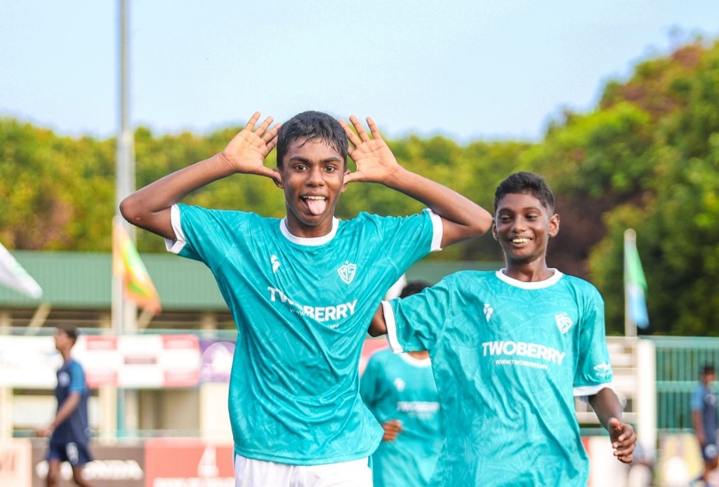 Laamaseelu Laamu Inter School football mubaaraathuge quarter match thakah thayyaaru vejje