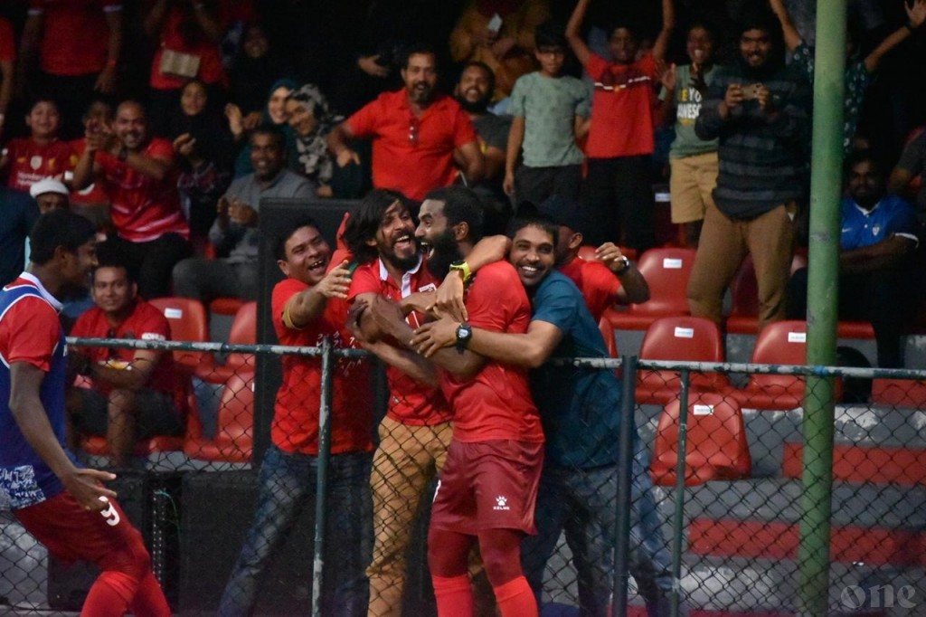 2 vana eh nuvaa supporters innah Dhagandey ge hithuge funminun shukuru