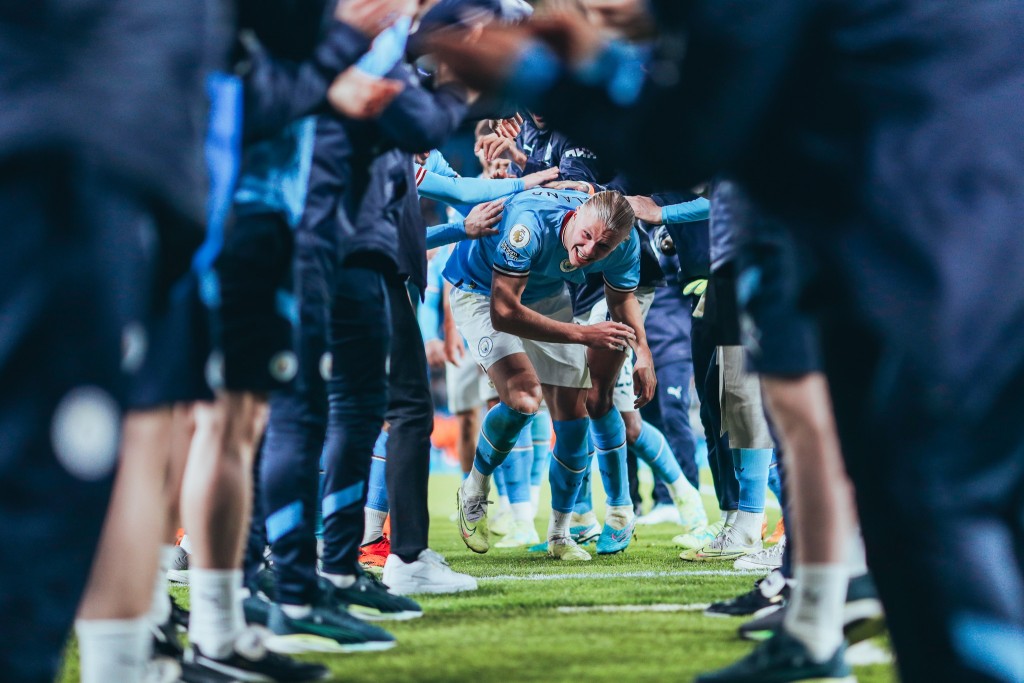 Guardiola ge thaureef Haaland ah: ''Guard of honor'' eh haggu