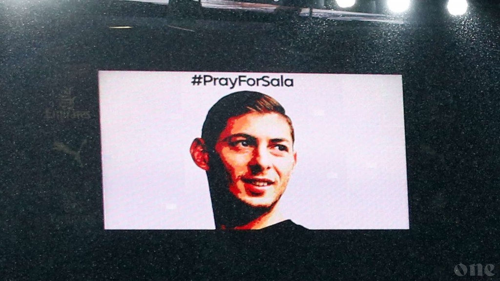 Dead body found in area where plane carrying Sala was suspected to have crashed