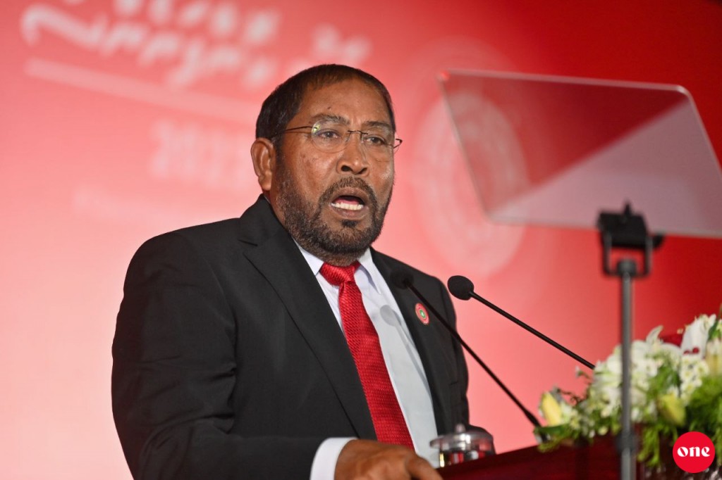 Raeesuljumhooriyyaa ge magaamah Qasim ge shauge neiy!