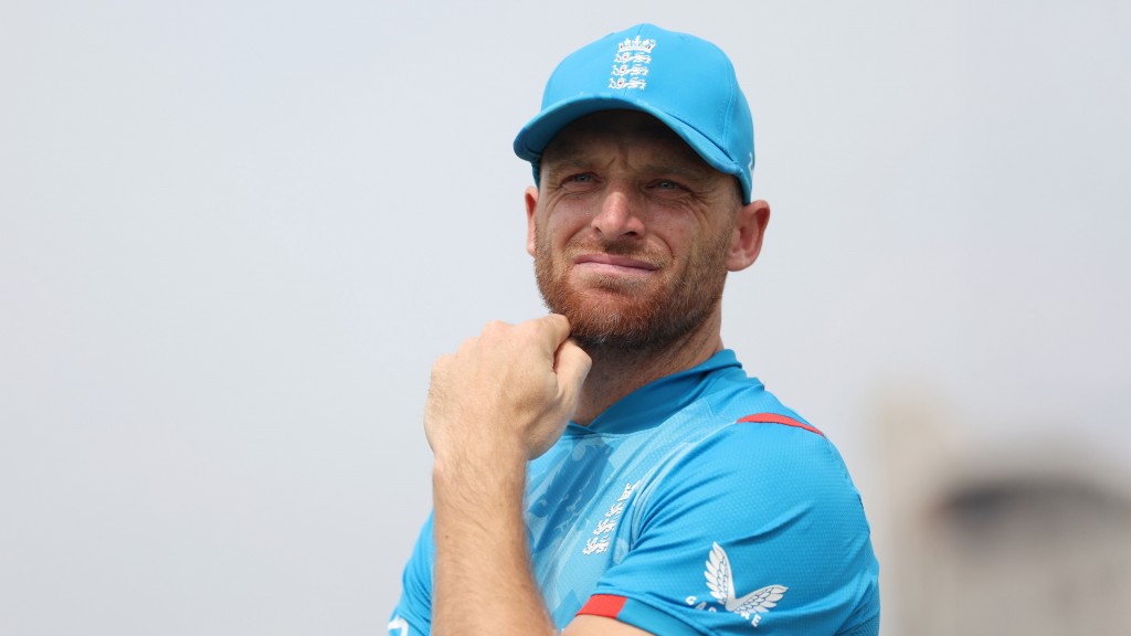 Buttler, naakaamiyaabee thakaaeku captain kann dhookollaifi