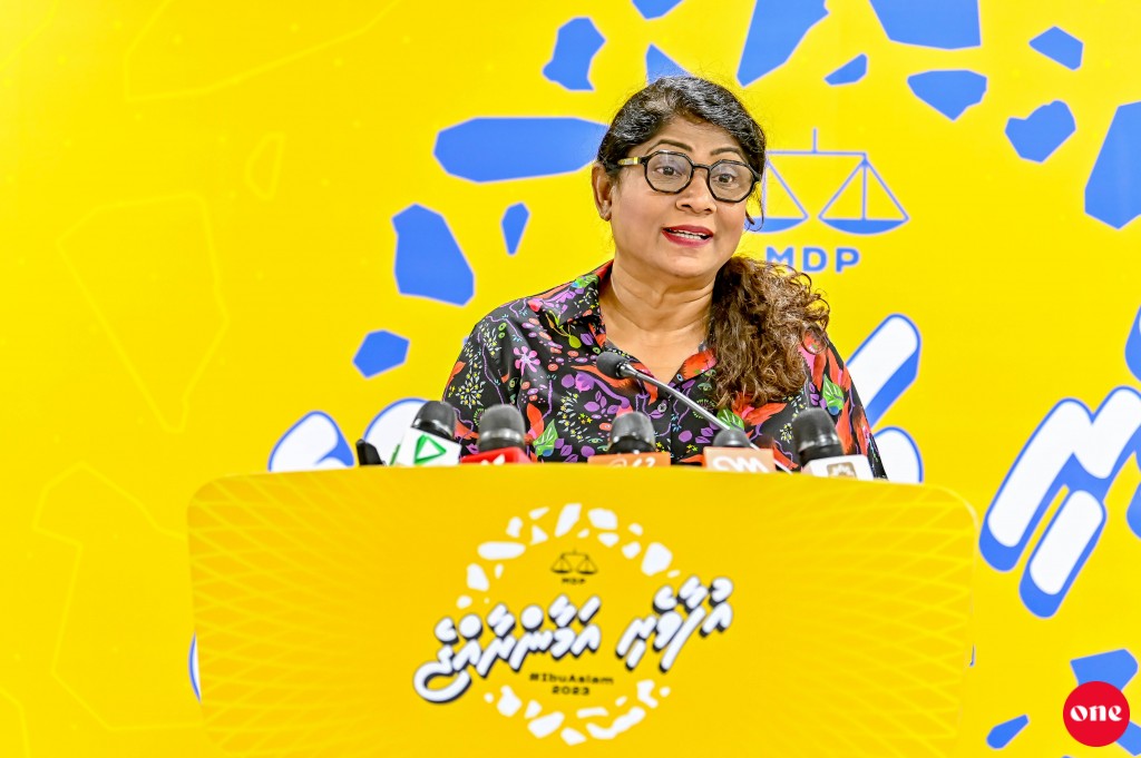 MDP ge Male' jalsaa ah badhaleh naannaane, bahus re-shedule kureveythoa midhanee mashvaraakuramun: Maariyaa