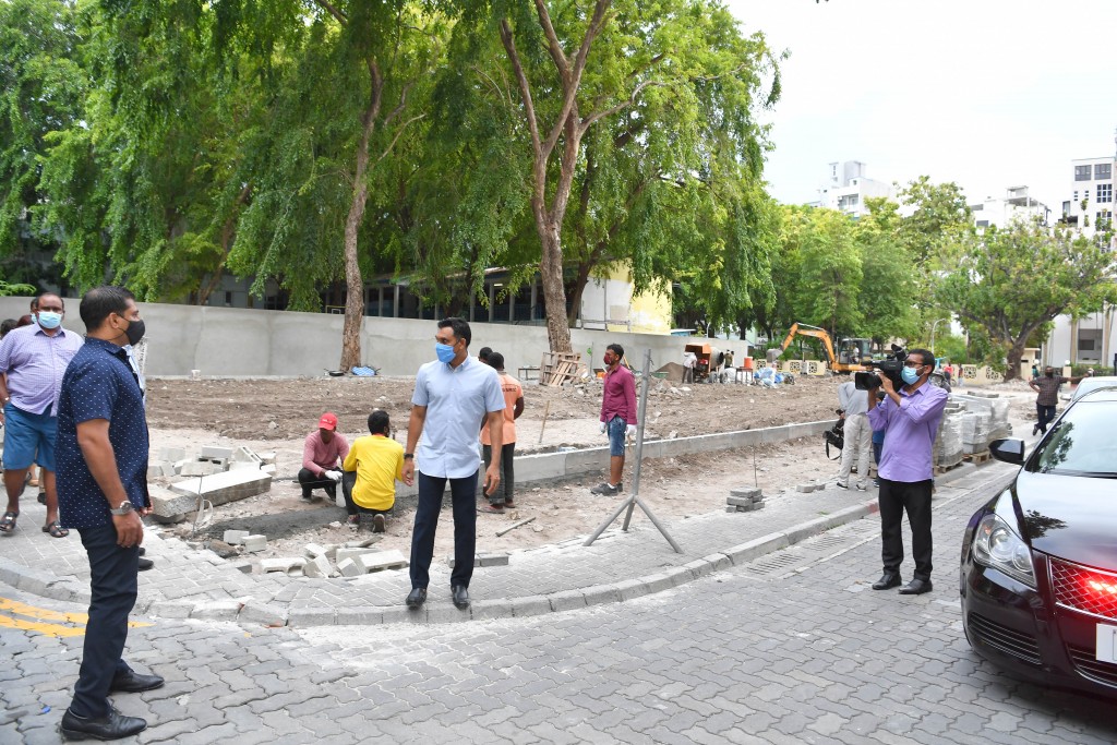 Male' ge dhathurufathuruge hidhumaiy tharahgee kurumuge masahkaiy kuriahdhaa goiy Naibu Raees bahlavailavvaifi