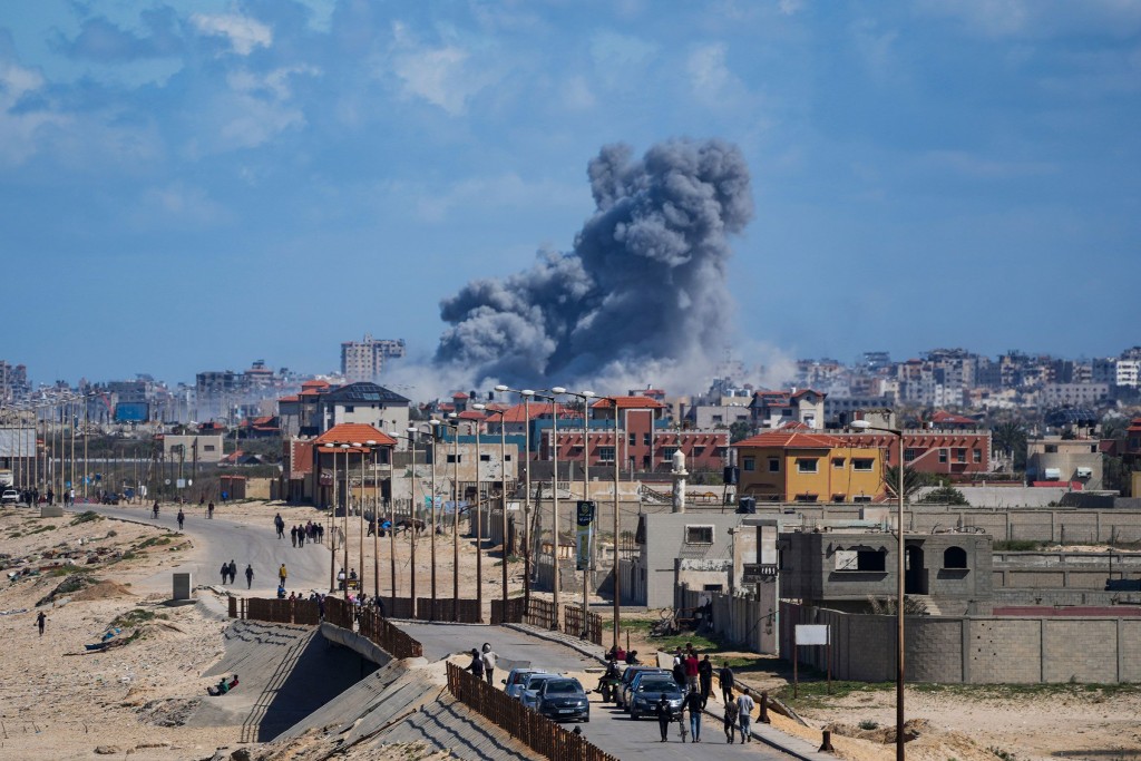 Hamalaa badhalukurun huttaalumah Hamas in ehbas vehje