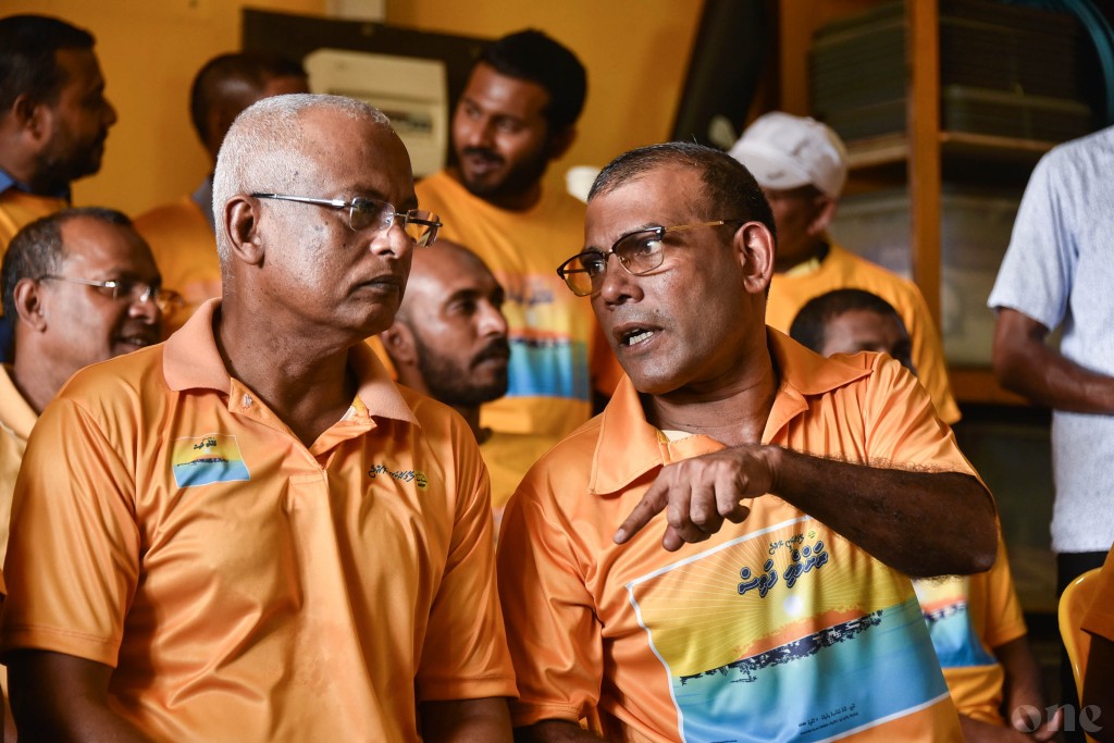 Raees Nasheed ge bodu thuhumatheh Raees Solih ah: Sifain haaziruviya nudhee sihrru kuran thiya ulhuhvvanee kon kamehthoa?