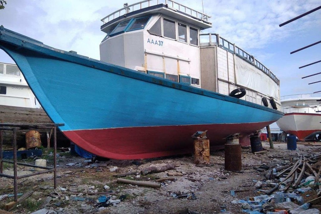 Thilafushin furi mudhaa ufulaa dhoani geiligen hoadhanee