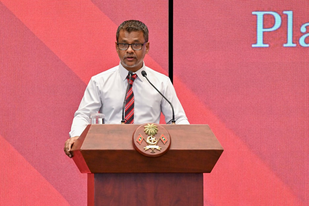 Sarukaarun ainu viyafaari feshi massalaigai minister aa suvaalu kuranee