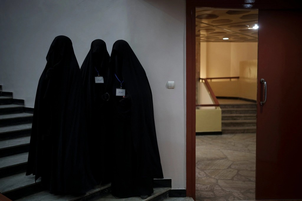 University thakugai anhenun kiyavaidhinumaai kiyavan dhiun Taliban in manaakoffi