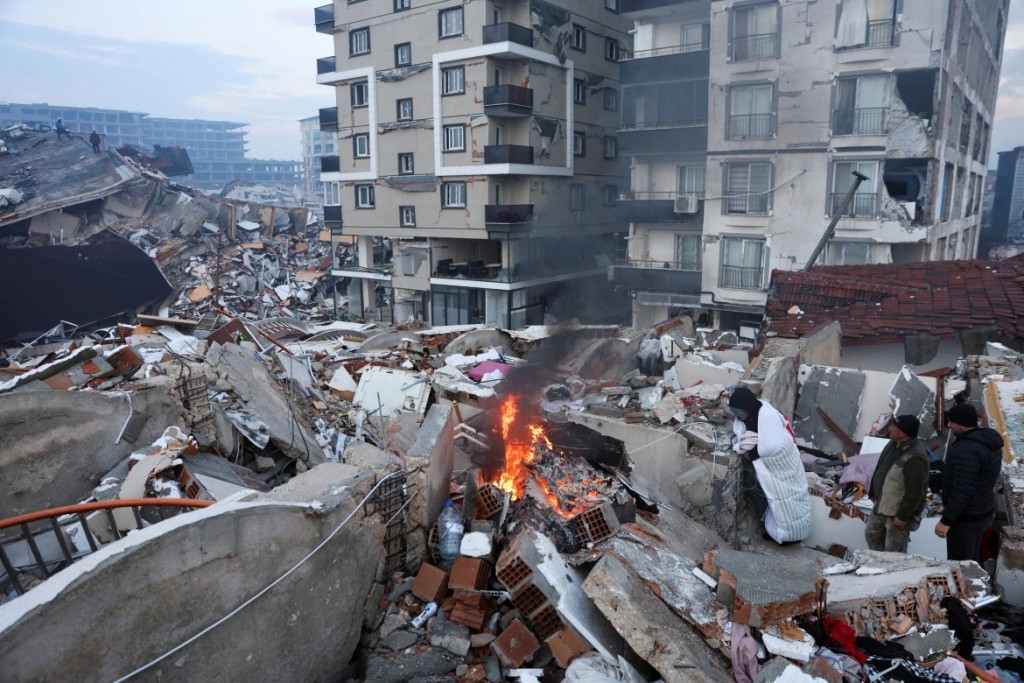 Photo: Turkey aai Syria ah ai baarugadha binhelumugai maruvi meehunge adhadhu 5000 inn mahchah