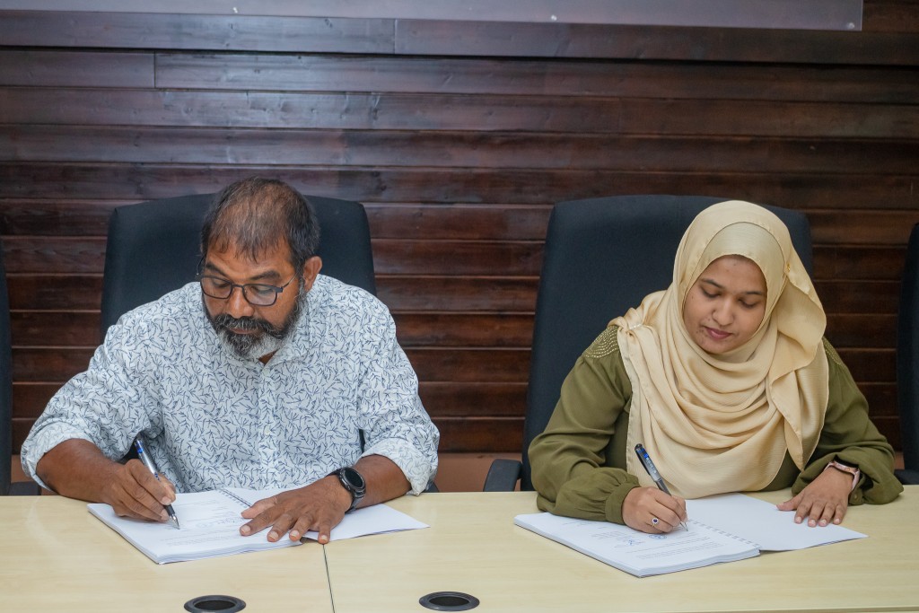 Felidhoo aai Keyodhooge gondudhoh himaayaiy kuran bayakaa havaalu kohfi