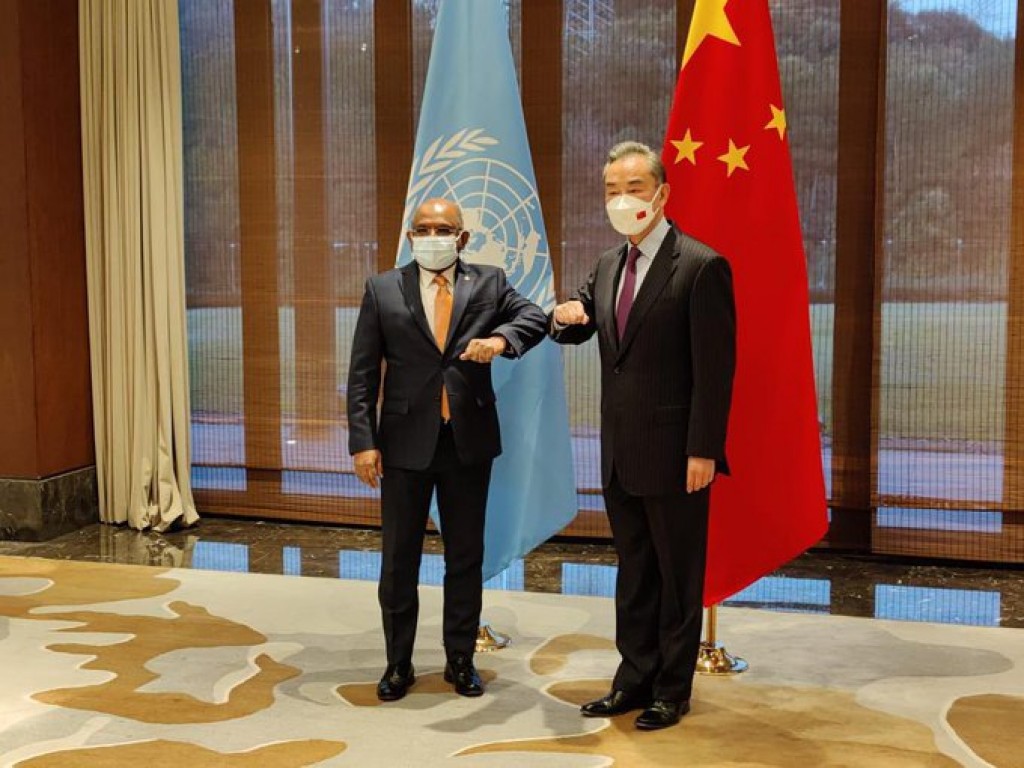 Minister Shahid, China ge foreign minister aa bahdhalu kuravvaifi