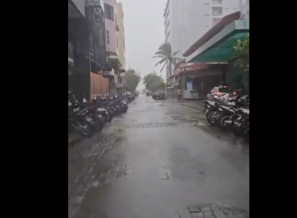 IGMH kaireegai hedhi drain system beynun kuran feshumun e sarahahdhugai fen bodeh nuvey!