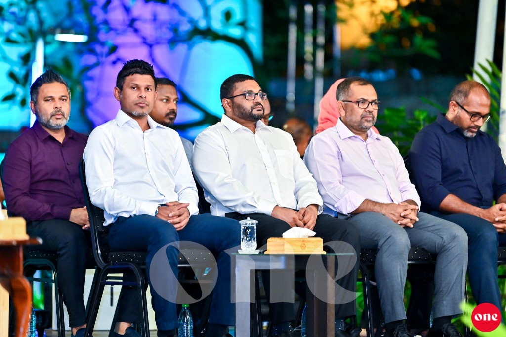Ministers aa suvaalu kurumah baahvaa 'Ahaa' forum ge 3 vana forum maadhamaa rey