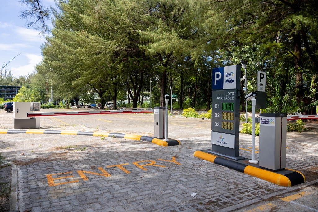 Hulhumale smart parkin in 23 jaaga kuyyah dhookuran hulhuvaalaifi