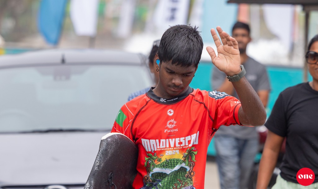 Eyan ge varugadha vaadhaeh, Montes aai Jorge kuriyah