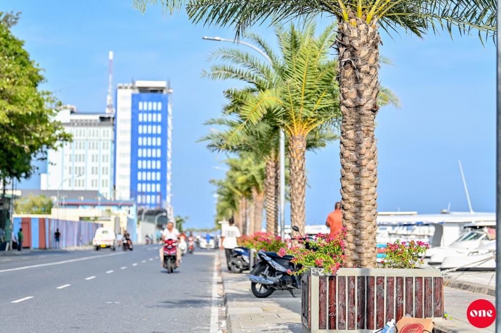 Villa college kairin 2 cyckel jehi accident ve , 17 aharuge kujakah faruvaadhenee