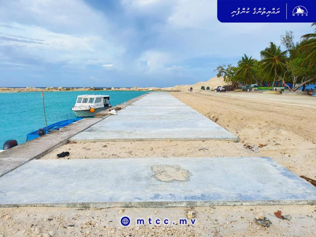 Angolhitheemu bandharu tharaggee kurumuge masaikathuge bodu baeh nimijje