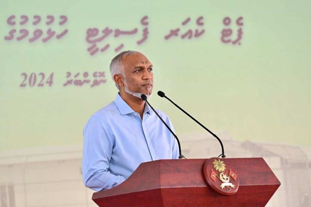 Baehge baarugai thalhulevifaivaa ethah kameh rayyithunge falhi ah jehilaigen mi annanee hallukuramun: Raees